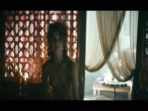 DOMINIQUE DEVENPORT Nude AZNude