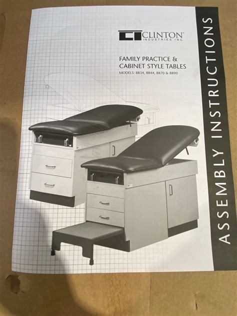 CLINTON MEDICAL INDUSTRIES MANUAL MEDICAL EXAM TABLE | Vision Equipment