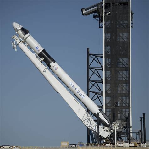 特朗普下周或现场观看spacex龙飞船载人试飞首秀龙飞船试飞新浪新闻