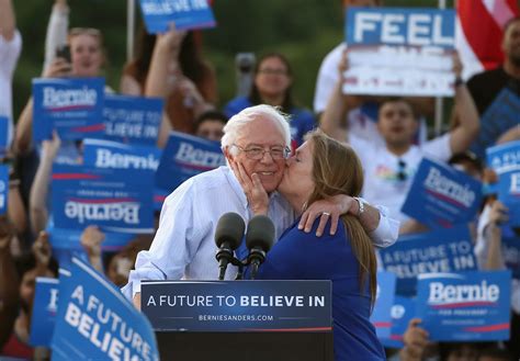 Bernie Sanders 2026: Wife, net worth, tattoos, smoking & body facts