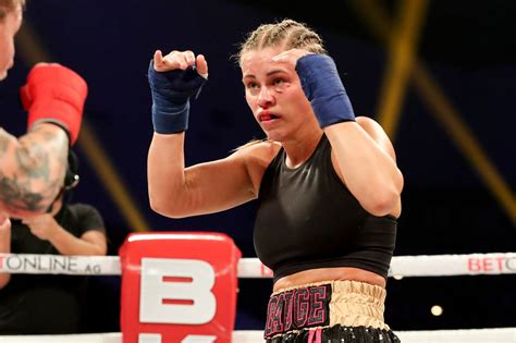 Beyond the Headlines: The Real Story of the Paige VanZant Leak - tzdpizg