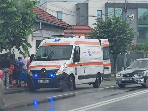 O femeie de 60 de ani din Tg Jiu a ajuns la spital după ce a fost