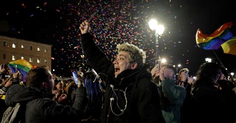 Greece Legalises Same Sex Marriage In Landmark Change Reuters
