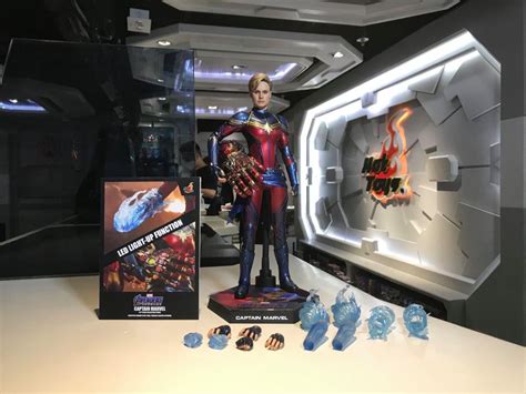 Hot Toys MMS575 Avengers Endgame Captain Marvel Hobbies Toys Toys Games On Carousell