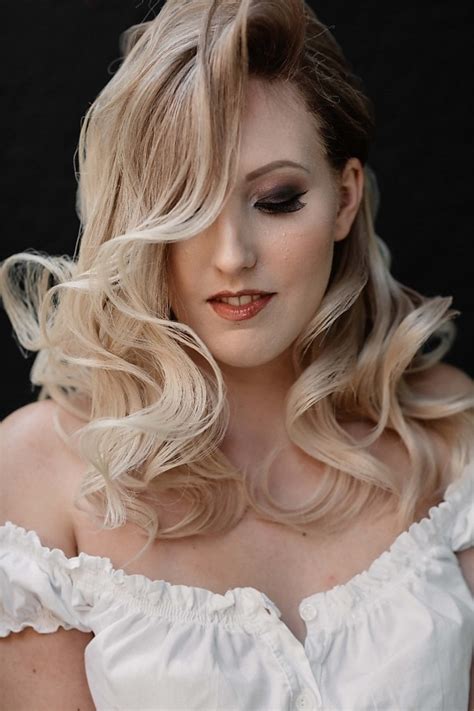 Image Libre Mod Le Photo Studio Photo Curiosit Jolie Fille Blonde Posant Blanc Robe