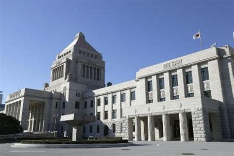 10増10減、18日にも成立 改正法案を可決、参院特別委 高知新聞