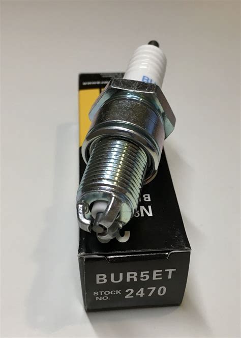 4x NGK BUR5ET Zündkerze 2470 V-line 22 Spark Plug Bougie candela d ...