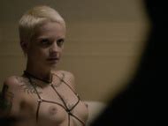 Naked Catharina Bellini In Desnude