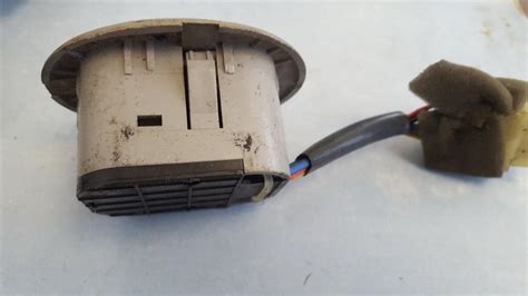 USED Used Climate Control Panel Heater Control Switches Kia Carnival