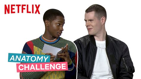 A Lezione Di Anatomia Con Il Cast Di Sex Education Non Solo Serie TV Telefilm Netflix