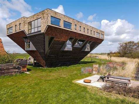 unique upside  house   netherlands  nordroom