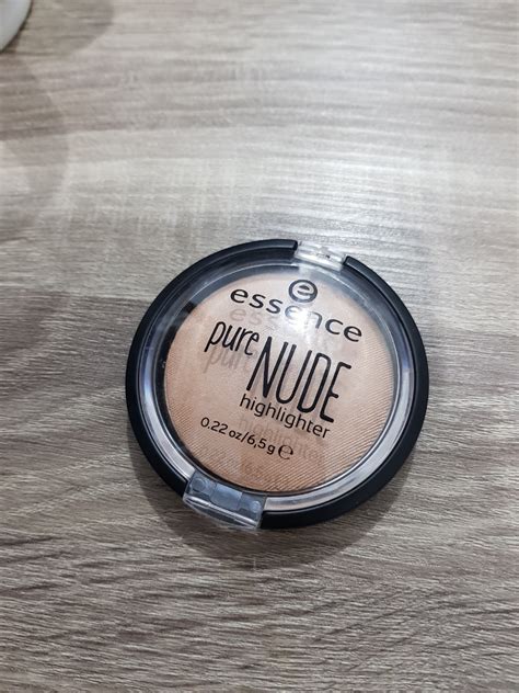 Essence Pure Nude Highlighter Beauty Personal Care Face Makeup On