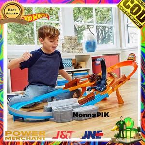 Jual Hot Wheels Monster Truck Scorpion Sting Raceway Playset Mainan Trek Jakarta Barat