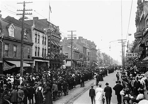 files toronto labourday paradejpg wikipedia   encyclopedia