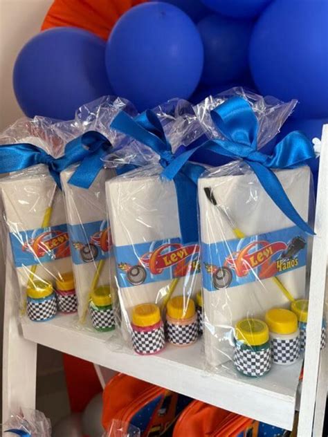 As melhores ideias de Lembrancinha Hot Wheels para festa infantil em Aniversário hot