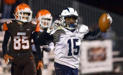 Blue Streaks Make A Stand Win Playoff Opener Sandusky Register York