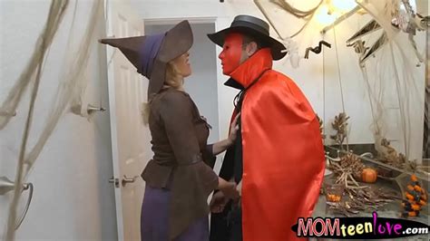 Big Boobs Milf Threesome Search Xvideos