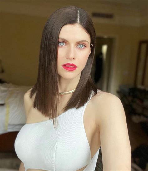 Let S Fuck Each Other And Get Insanely Bi For Alexandra Daddario Scrolller