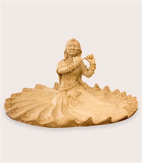 Dancing Lady | Beyond Square