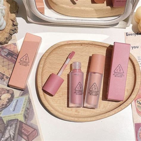 บลชนา 3CE โมโนโครมสชมพ Howdare Nude Peach เครองมอบารงผวหนา