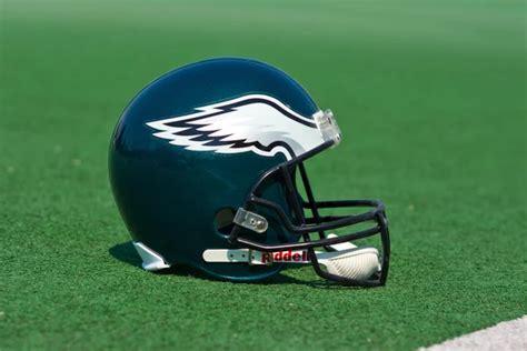 Philadelphia eagles NFL helmet – Stock Editorial Photo © bertys30 #80757444