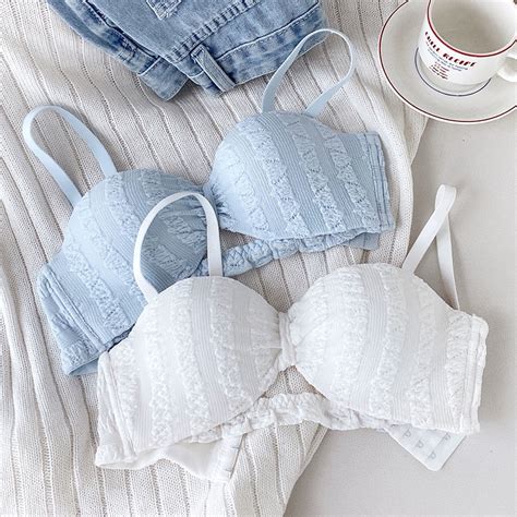 Fashion Sexy Girl Soft Lace Wireless Bra Women Seamless 3 4 Cup Lingerie Push Up Underwear