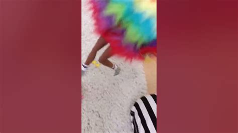 кукла Барби и питомец с очками - YouTube