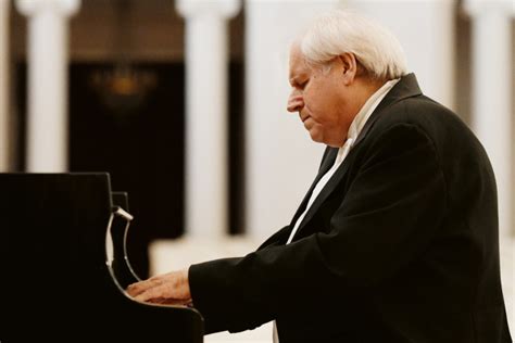 Grigory Sokolov | News | Starpianist Grigory Sokolov mit neuem Live-Album