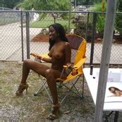 Hot Girl Showing Off Naked Outside ShesFreaky