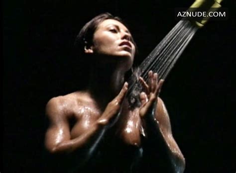 LIA MONTELONGO Nude AZNude