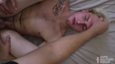 Зияющая Блондинка Пизда Наполнена Pornhub Gay