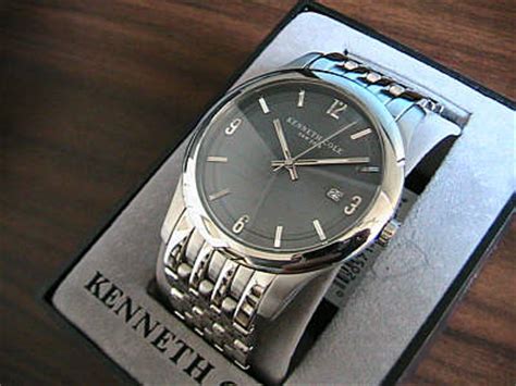 men's kenneth cole wrist watch.