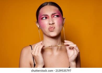 Sexy Brunette Woman Bright Makeup Posing Stock Photo 2139535797 Shutterstock