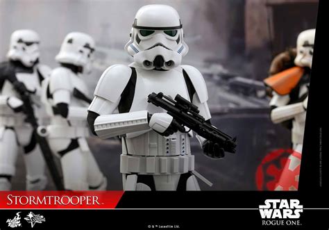 First Rogue One Hot Toys Revealed Including Darth Vader