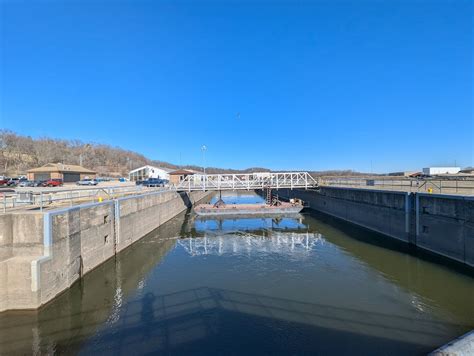 Iowa's Lock And Dam 14 And Its Secret Bald Eagle Wintering Grounds