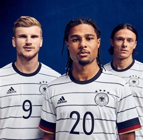 Adidas - WELT
