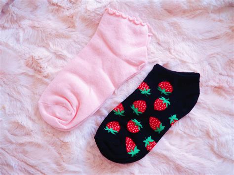 Cherry Lips Blonde Curls