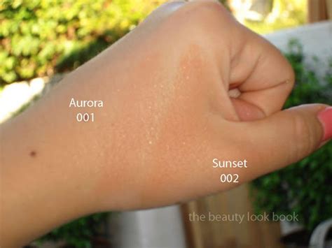 Diorskin Nude Glow Healthy Glow Summer Powder In Aurora And Sunset The Beauty Look Book