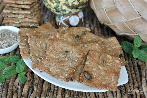 Галеты с семечками - пошаговый рецепт с фото на Повар.ру