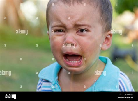 Eyes Crying Images Boy At Sandra Moody Blog