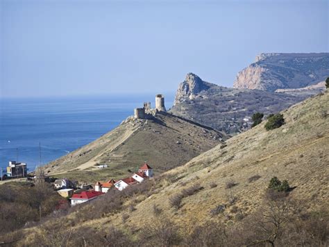 Балаклава, бегемотик на горе — Haval F7 (1G), 2 л, 2023 года ...