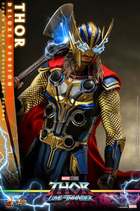 Sneak Peek Hot Toys Thor Love And Thunder
