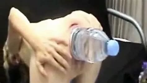 Water Bottle Pussy Insertion XHamster