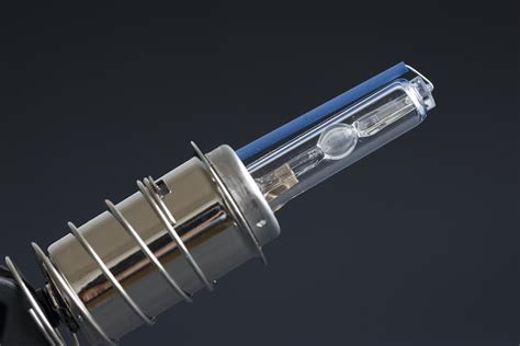 China Auto Headlamp HID Conversion Kit Xenon Lamp (H6-3) - China Auto ...