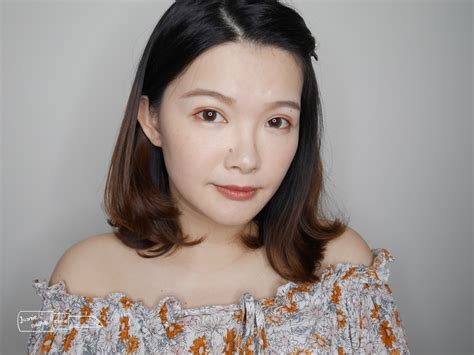 CLINIQUE 倩碧裸色小花 Nude pop 入門必收的自然好氣色 波可波可 潔米小姐