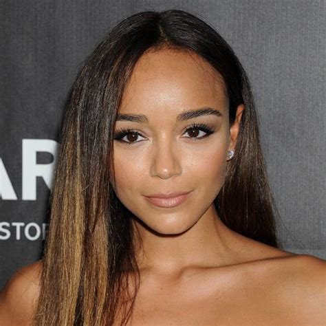 Nude Lipstick Celebrities With Nude Lips Glamour UK