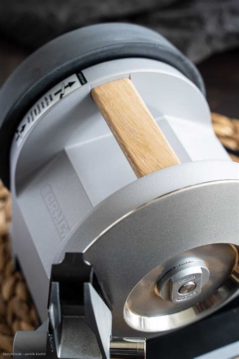 Tormek T-1 im Test - Lohnt sich der Messerschleifer für die Küche?