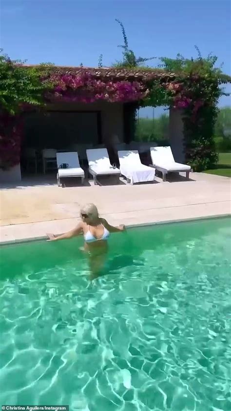 Christina Aguilera Talks Accepting Herself As She Poses In A White Bikini Daily Mail Online