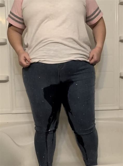 Sexy Girl Struggles To Hold Her Full Bladder Amateur Porn XHamster