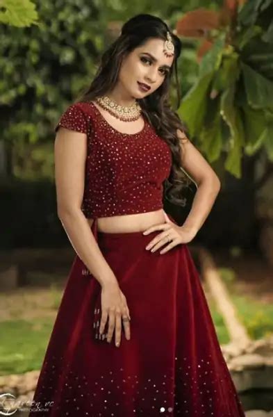 Anusha Ranganath Top 20 Hot Pics And Photo